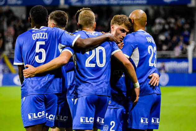 FOOTBALL : ESTAC Troyes vs RC Lens - Ligue 1 - Journée 7 - 17 10 2026 Joie des joueurs de l’ESTAC Troyes aprés le but de Timothee Nkada (ESTAC Troyes) TroyesFrance  Copyright: xBaptistexAutissierx