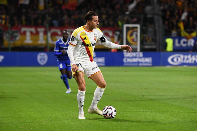 ESTAC Troyes v RC Lens - Ligue 1 McDonald s 2026 2027 Florian THAUVIN of Lens during Ligue 1 McDonald s match between Troyes and Lens at Stade de l Aube on October 17, 2026 in Troyes, France. Troyes France Copyright: xIconxSportx 776577041