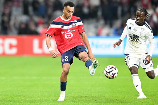 261017 Lille OSC vs Brest Ethan Mbappe (8) of Lille and Joseph Nonge (7) of Brest pictured during the French Mc Donalds Ligue 1 season 2026 - 2027 matchday 7 game between Lille OSC and Stade Brest on October 17 , 2026 in Lille, France. (Photo by Jill Delsaux Isosport) Lille France  Copyright: xJillxDelsauxx DSC_3040