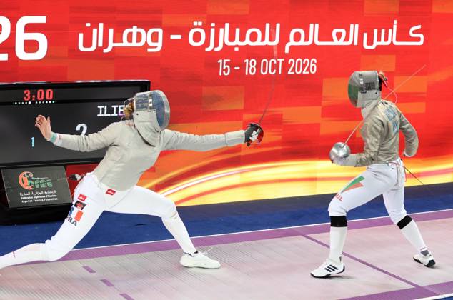 Coupe du Monde d escrime Oran 2026 la Francais Tori Toscane (gauche) affronte la bulgares Ilieva Yoana (droite), lors de la Finale individuelle du sabre fÃ minine, lors de la Coupe du monde d escrime 2026 a Oran, en Algerie, le 17 Octobre 2026 (Photo By Billel Bensalem APP Images) oran AlgÃ rie Copyright: xAlgÃ riexPressexPhotosxAPPxBillelxBensalemx xAPPxImagesx 670A2987