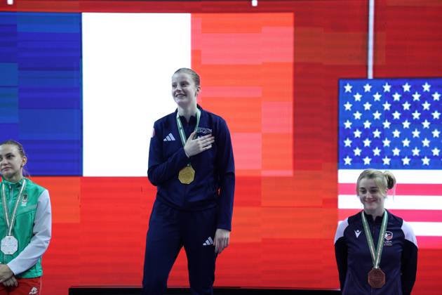 Coupe du Monde d escrime Oran 2026 la Francais Tori Toscane celebre avec la mÃ daille d or, apres avoir remporte la finale individuelle du sabre fÃ minine, lors de la Finale individuelle du sabre fÃ minine, lors de la Coupe du monde d escrime 2026 a Oran, en Algerie, le 17 Octobre 2026 (Photo By Billel Bensalem APP Images) oran AlgÃ rie Copyright: xAlgÃ riexPressexPhotosxAPPxBillelxBensalemx xAPPxImagesx 670A3405
