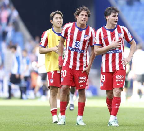 October 17, 2026, Sabadell, Barcelona, Spain: Barcelona Spain 17.10.2026 Giuliano Simeone (Atletico de Madrid) and Julian Alvarez ((Atletico de Madrid) celebrate the victory during the La Liga EA Sports between Espanyol and Atletico de Madrid at RCDE Stadium on 17 October 2026 in Barcelona. Soccer 2026 LaLiga: Espanyol 0-1 Atletico De Madrid  - ZUMAu50_ 20261017_zsp_u50_028 Copyright: xXavixUrgelesx