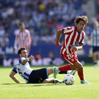 October 17, 2026, Sabadell, Barcelona, Spain: Barcelona Spain 17.10.2026 Edu Exposito (Espanyol) and Giuliano Simeone(Atletico de Madrid) battle for the ball during the La Liga EA Sports between Espanyol and Atletico de Madrid at RCDE Stadium on 17 October 2026 in Barcelona. Soccer 2026 LaLiga: Espanyol 0-1 Atletico De Madrid  - ZUMAu50_ 20261017_zsp_u50_032 Copyright: xXavixUrgelesx