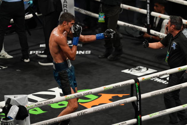 BOXING: Sebastian Fundora vs Ermal Hadribeaj in Las Vegas LAS VEGAS, NEVADA - OCTOBER 17: Sebastian Fundora reacts after he defeats Ermal Hadribeaj (not seen) during their WBC super welterweight World Championship, WM, Weltmeisterschaft title on Saturday night at the Chelsea of The Cosmopolitan in Las Vegas, Nevada, United States on October 17, 2026. Tayfun Coskun Anadolu Nevada United States. Editorial use only. Please get in touch for any other usage.  Copyright: x2026xAnadoluxTayfunxCoskunx