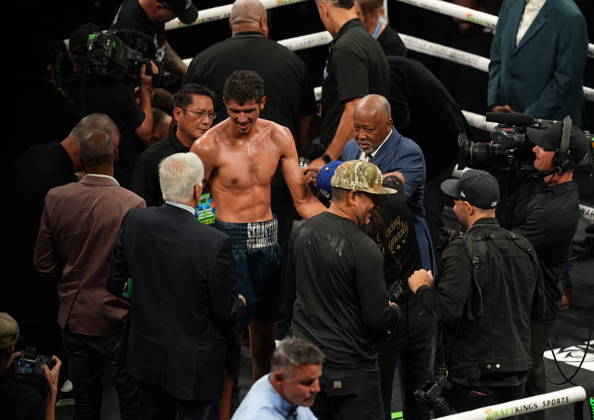 BOXING: Sebastian Fundora vs Ermal Hadribeaj in Las Vegas LAS VEGAS, NEVADA - OCTOBER 17: Sebastian Fundora defeats Ermal Hadribeaj (not seen) during their WBC super welterweight World Championship, WM, Weltmeisterschaft title on Saturday night at the Chelsea of The Cosmopolitan in Las Vegas, Nevada, United States on October 17, 2026. Tayfun Coskun Anadolu Nevada United States. Editorial use only. Please get in touch for any other usage.  Copyright: x2026xAnadoluxTayfunxCoskunx
