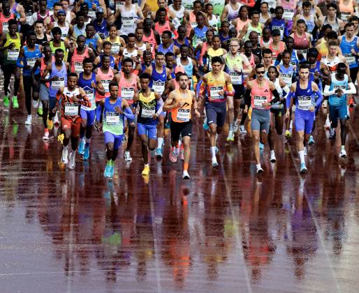AMSTERDAM - The start of the Amsterdam Marathon. ANP RAMON VAN FLYMEN xVIxANPxSportx xxANPxIVx 572810148 originalFilename: 572810148