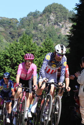 October 18, 2026, Utsunomiya, Japan - American cyclist Quinn Simmons (R) of Lidl-Trek leads a pack of cyclists at the Utsunomiya Japan Cup Cycle Road Race in Utsunomiya, 100km north of Tokyo on Sunday, October 18, 2026. Quin Simmons won the 144km race. (photo by Yoshio Tsunoda AFLO) Noxthirdxpartyxsales  0869839632st YoshioxTsunodax