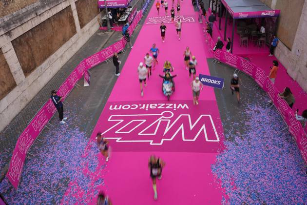 A moment of during the 3th edition of the Wizz Air Rome Half Marathon by Brooks 2026 Rome s, Italy - Sunday, October 18, 2026. ( Photo by Alfredo Falcone LaPresse )  Copyright: xAlfredoxFalcone LaPressex