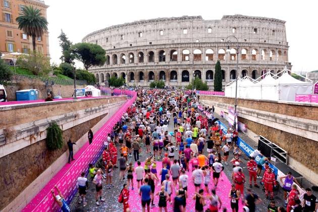 A moment of during the 3th edition of the Wizz Air Rome Half Marathon by Brooks 2026 Rome s, Italy - Sunday, October 18, 2026. ( Photo by Alfredo Falcone LaPresse )  Copyright: xAlfredoxFalcone LaPressex