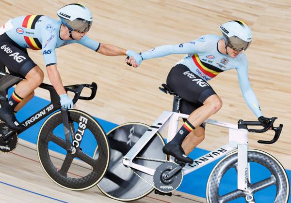 Belgian Fabio Van den Bossche and Belgian Lindsay De Vylder pictured in action during the Madison event at the UCI Track cycling, Rad, Radsport, Bahnrad, Bahn World Championships in Shanghai, China on Sunday 18 October 2026. The worlds are taking place from 14 to 18 October 2026. BENOITxDOPPAGNE  x190185659x