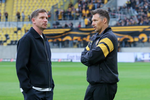 16.10.2026, xtgx, Fussball 2. Bundesliga, SG Dynamo Dresden - 1. FC Magdeburg, v.l. Peer Jaekel (Magdeburg, Sportdirektor), Sören Gonther (Dresden) (DFL DFB REGULATIONS PROHIBIT ANY USE OF PHOTOGRAPHS as IMAGE SEQUENCES and or QUASI-VIDEO) Dresden