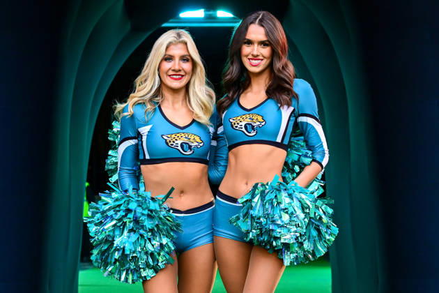Jacksonville Jaguars v Houston Texans, International Series Jaguars Cheerleaders during the International Series match between Jacksonville Jaguars and Houston Texans at Wembley Stadium, London, UK on 18 October 2026. Editorial use only , Copyright: xDennisxGoodwinx PSI-25022-0014