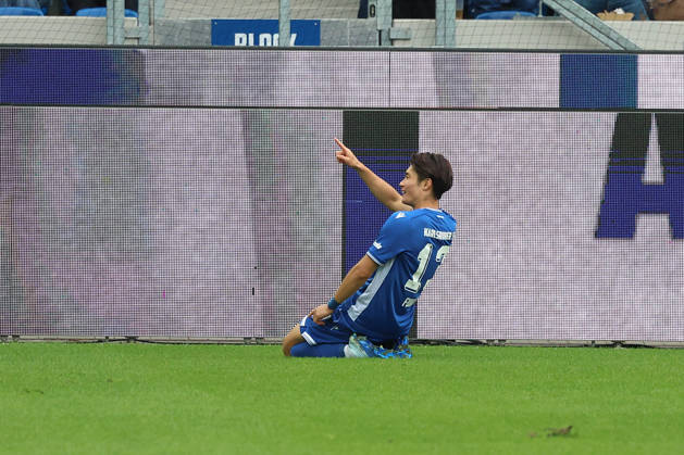 18.10.2026, xrekx, Fussball 2.Bundesliga, Karlsruher SC - SV Darmstadt 98 v.l. Shio Fukuda (Karlsruher SC) jubelt nach seinem Tor zum 1:0 (DFL DFB REGULATIONS PROHIBIT ANY USE OF PHOTOGRAPHS as IMAGE SEQUENCES and or QUASI-VIDEO) Karlsruhe