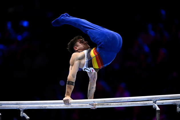 Netherlands Artistic Gymnastics World Championships Qualifiers 9267293 18.10.2026 Belgium s Victor Martinez competes on the parallel bars during the men s qualification of the 2026 World Artistic Gymnastics Championships in Rotterdam, the Netherlands. Alexey Filippov Sputnik Rotterdam Netherlands  Copyright: xAlexeyxFilippovx