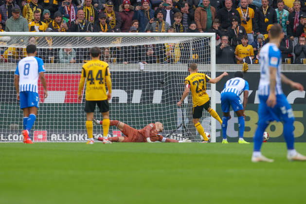 18.10.2026, xtgx, Fussball - 2.Bundesliga Dynamo Dresden - 1.FC Magdeburg v.l. Tor zum 1:0 durch Niklas Hauptmann (Dresden, 27) (DFL DFB REGULATIONS PROHIBIT ANY USE OF PHOTOGRAPHS as IMAGE SEQUENCES and or QUASI-VIDEO) Dresden