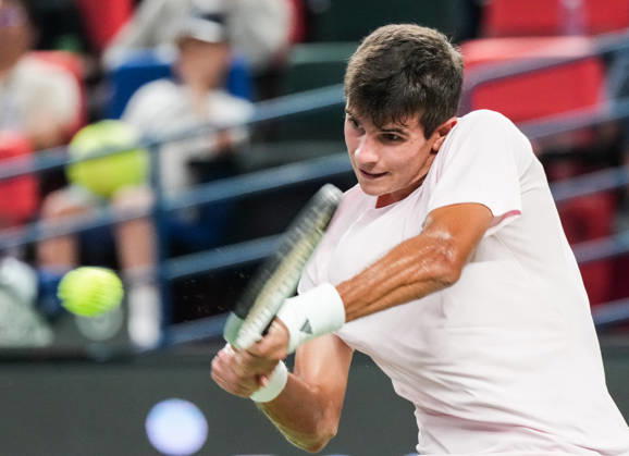 (261018) -- SHANGHAI, Oct. 18, 2026 -- Rafael Jodar of Spain hits a return during the men s singles final match against Alejandro Davidovich Fokina of Spain at the 2026 ATP, Tennis Herren tour Shanghai Masters tennis tournament in Shanghai, China, Oct. 18, 2026. ) (SP)CHINA-SHANGHAI-TENNIS-SHANGHAI MASTERS-MEN S SINGLES (CN) DingxTing 