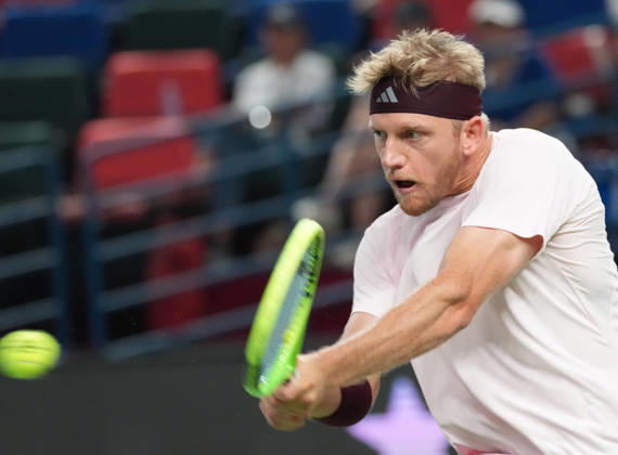 (261018) -- SHANGHAI, Oct. 18, 2026 -- Alejandro Davidovich Fokina of Spain hits a return during the men s singles final match against Rafael Jodar of Spain at the 2026 ATP, Tennis Herren tour Shanghai Masters tennis tournament in Shanghai, China, Oct. 18, 2026. ) (SP)CHINA-SHANGHAI-TENNIS-SHANGHAI MASTERS-MEN S SINGLES (CN) DingxTing 