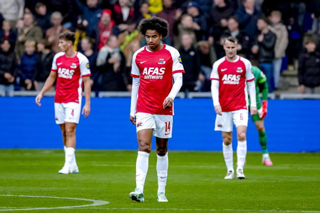 LEEUWARDEN - AZ Alkmaar forward Calvin Stengs during the Vriendenloterij Eredivisie match between SC Cambuur and AZ at Kooi Stadion on 18 oktober 2026 in Leeuwarden, Nederland. ED VAN DE POL EYE4IMAGES DeFodi Images -