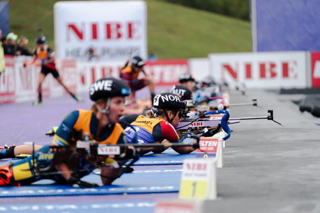 18.10.2026, GER, Biathlon, Frauen, IBU Biathlon Loop One Festival 2026, Saison 2026 2027, Super Sprint Qualifikation Damen Heat 1-4 Ingrid L. Tandrevold ( NOR, 49 ) beim Schiessen liegend München Olympiapark Bayern Deutschland Copyright: xNordphoto Vux