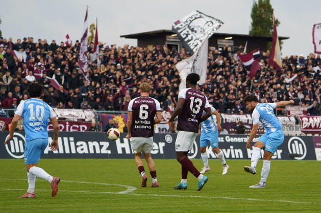 Im Bild: Tom Baumgart (Chemnitzer FC, 29), Torschuss 18.10.2026, BFC Dynamo vs. Chemnitzer FC, Regionalliga Nordost, Saison 2026 27, Sportforum Hohenschoenhausen Copyright: HMBxMedia xPascalxSpanehl