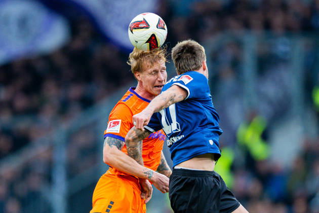 18.10.2026 - Fußball, 2026 2027, 2. Bundesliga, 8. Spieltag, DSC Arminia Bielefeld - VfL Osnabrück: (L-R) Bjarke Jacobsen (Osnabrück), Joel Grodowski (Bielefeld) DFL REGULATIONS PROHIBIT ANY USE OF PHOTOGRAPHS AS IMAGE SEQUENCES AND OR QUASI-VIDEO.