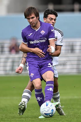 Mp Firenze 18 10 2026 - campionato di calcio serie A Fiorentina-Como foto Matteo Papini Image nella foto: Franco Mastantuono-Alex Valle 