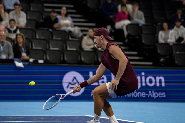 TENNIS : ATP, Tennis Herren 250 - Grand Tennis AURA - Decines (France) 18 10 2026 Kyrian JACQUET (FRA) vs Sascha GUEYMARD WAYENBURG (FRA) during the qualifying tournament of the Auvergne Rhône-Alpes Grand Prix at the LDLC Arena in Décines on October 18, 2026. Photo Sandrine Thesillat PsNewZ Copyright: xSandrinexTHESILLATx