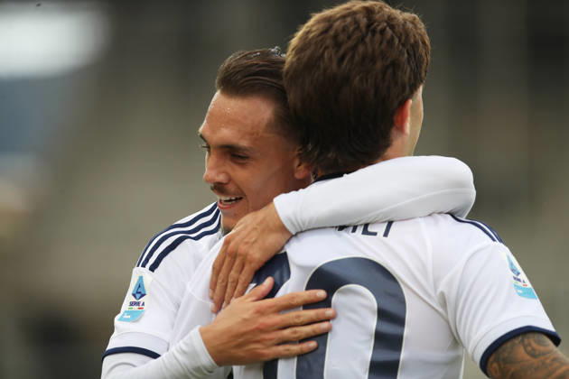 Mattia Liberali of Como 1907 celebrates with Maxence Caqueret of Como 1907the goal of 0-1 scored during the serie A match between ACF Fiorentina and Como 1907 at Artemio Franchi Stadium in Firenze (Italy), October 18, 2026. massimilianoxcarnabuci