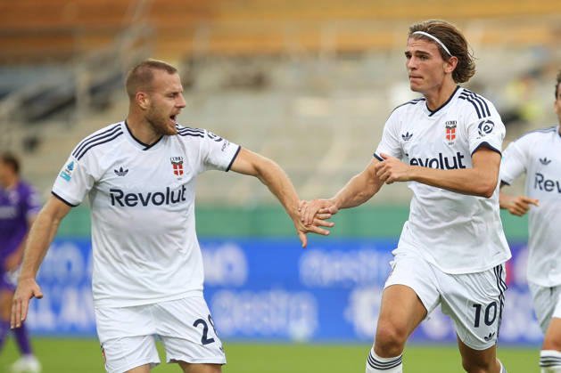 Nico Paz of Como 1907 celebrates with Ivan Smolcic of Como 1907 the goal of 0-2 scored during the serie A match between ACF Fiorentina and Como 1907 at Artemio Franchi Stadium in Firenze (Italy), October 18, 2026. massimilianoxcarnabuci
