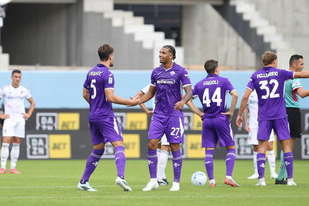 Marin Pongracic of ACF Fiorentina celebrates with Cher Ndour of ACF Fiorentina the goal of 2-2 scored during the serie A match between ACF Fiorentina and Como 1907 at Artemio Franchi Stadium in Firenze (Italy), October 18, 2026. massimilianoxcarnabuci