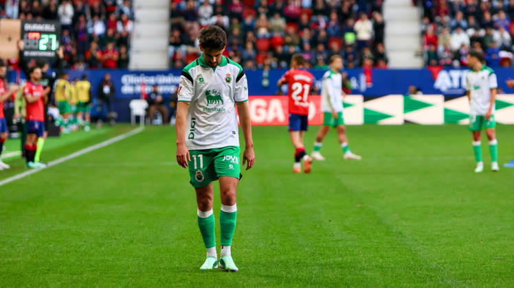 ESP: LaLiga EA Sports Atletico Osasuna v Racing Santander Andres Martin of Racing de Santander during LaLiga EA Sports match between Atletico Osasuna v Racing Santander played at El Sadar Stadium, Pamplona, on October 18 2026 in Spain Spain Soccer Copyright: xAgenciaxLOFx