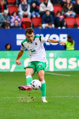 ESP: LaLiga EA Sports Atletico Osasuna v Racing Santander during LaLiga EA Sports match between Atletico Osasuna v Racing Santander played at El Sadar Stadium, Pamplona, on October 18 2026 in Spain Spain Soccer Copyright: xAgenciaxLOFx