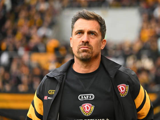 Trainer Thomas Stamm (Dresden), 18.10.2026, Fussball, GER, Saison 2026 2027, 2. Bundesliga, Zweite Liga, 8. Spieltag, Rudolf-Harbig-Stadion Dresden, SG Dynamo Dresden - 1. FC Magdeburg, DFB AND DFL REGULATIONS PROHIBIT ANY USE OF PHOTOGRAPHS as IMAGE SEQUENCES and or QUASI-VIDEO,