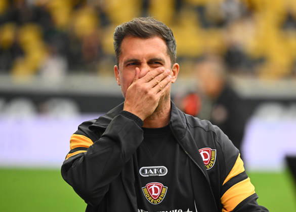 Trainer Thomas Stamm (Dresden), 18.10.2026, Fussball, GER, Saison 2026 2027, 2. Bundesliga, Zweite Liga, 8. Spieltag, Rudolf-Harbig-Stadion Dresden, SG Dynamo Dresden - 1. FC Magdeburg, DFB AND DFL REGULATIONS PROHIBIT ANY USE OF PHOTOGRAPHS as IMAGE SEQUENCES and or QUASI-VIDEO,