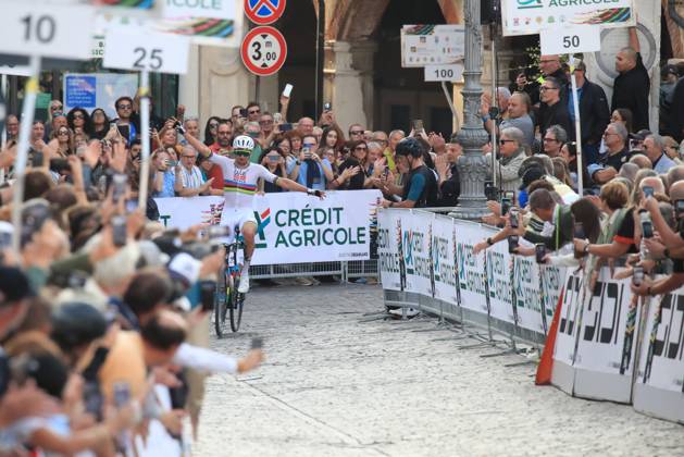 Veneto Classic - UCI Cycling race Pierre Teyssot MAXPPP ; Veneto Classic - UCI Cycling race . Bassano del Grappa, Italy on October 18, 2026. Reigning World Champion Brandon Mcnulty (USA) UAE TEAM EMIRATES XRG wins the race. Brandon Mcnulty (USA) UAE TEAM EMIRATES XRG Pierre Teyssot Maxppp Bassano del Grappa Veneto Italy  Copyright: xMAXPPPxPierrexTeyssotx TEY28972 TEY28972