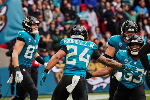 RECORD DATE NOT STATED 18th October 2026; Wembley Stadium, London, England; NFL, American Football Herren, USA American Football, Jacksonville Jaguars versus Houston Texans; Jacksonville Jaguars running back Chris Rodriguez Jr celebrates with teammates after scoring a touchdown MattxBenxStone
