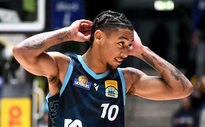 18.10.2026, xokbx, Basketball BBL Pokal, Frankfurt Skyliners - VET-Concept Gladiators Trier v.l. Judah Mintz (Fraport Skyliners Frankfurt) Frankfurt am Main