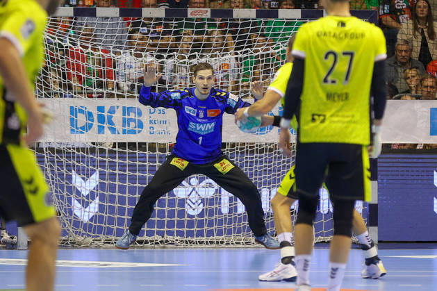 18.10.2026, xgox, Handball - Opel HBL SC Magdeburg - TVB Stuttgart emspor, v.l. Dominik Kuzmanovic (Magdeburg, 1) Magdeburg