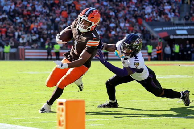 CLEVELAND, OH - OCTOBER 18: Cleveland Browns wide receiver KC Concepcion (1) is forced out of bounds by Baltimore Ravens cornerback Nate Wiggins (2) after making a catch during the fourth quarter of the National Football League game between the Baltimore Ravens and Cleveland Browns on October 18, 2026, at Huntington Bank Field in Cleveland, OH. (Photo by Frank Jansky Icon Sportswire) NFL, American Football Herren, USA OCT 18 Ravens at Browns EDITORIAL USE ONLY Icon261018022