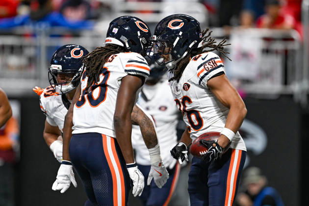 ATLANTA, GA - OCTOBER 18: Chicago safety Skyler Thomas (38) and cornerback Nick McCloud (26) celebrate during the NFL, American Football Herren, USA game between the Chicago Bears and the Atlanta Falcons on October 18th, 2026 at Mercedes-Benz Stadium in Atlanta, GA. (Photo by Rich von Biberstein Icon Sportswire) NFL: OCT 18 Bears at Falcons EDITORIAL USE ONLY Icon261018036