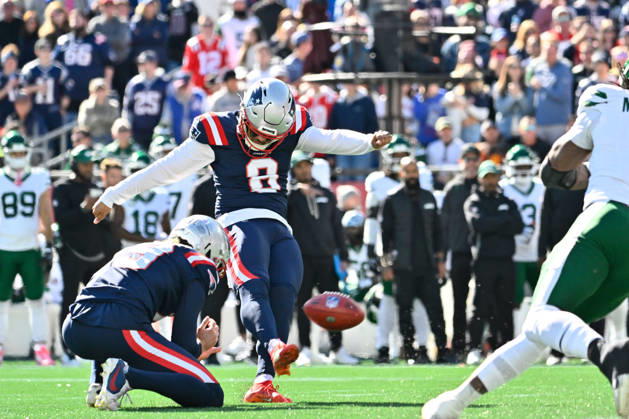Oct 18, 2026; Foxborough, MA, USA; New England Patriots kicker Andy Borregales (8) kicks an extra point against the New York Jets during the first half at Gillette Stadium. Mandatory Credit: -Cal Media Foxborough USA - ZUMAc04_ 20261018_zma_c04_067 Copyright: xEricxCanhax