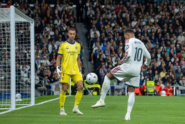 October 18, 2026, Madrid, Spain: Kylian Mbappo (Real Madrid) seen in action during the La Liga EA SPORTS 2026-2027 match between Real Madrid and Sevilla..Final score: Real Madrid CF 4-1 Sevilla FC. Madrid Spain - ZUMAs197 20261018_aaa_s197_284 Copyright: xDavidxCanalesx