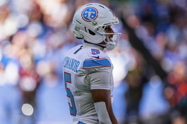 Oct 18, 2026; Indianapolis, IN, USA; Tennessee Titans wide receiver Elic Ayomanor (5) during NFL, American Football Herren, USA game action against the Indianapolis Colts at Lucas Oil Stadium. Mandatory Credit: -Cal Media Indianapolis USA - ZUMAc04_ 20261018_zma_c04_271 Copyright: xJohnxMersitsx