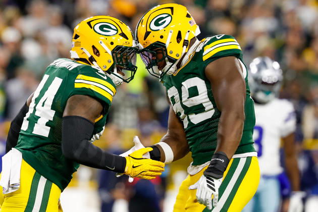 Oct 18, 2026; Green Bay, WI, USA; Green Bay Packers linebacker Zaire Franklin (44) and defensive end Barryn Sorrell (99) celebrate during the NFL, American Football Herren, USA game against the Dallas Cowboys at Lambeau Field. Mandatory Credit: -Cal Media. NFL 2026: Cowboys Vs Packers OCT 18  - ZUMAc04_ 20261018_zma_c04_414 Copyright: xDarrenxLeex
