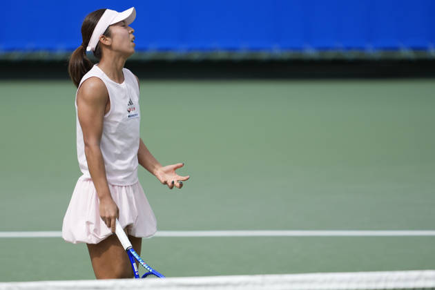 WTA, Tennis Damen Kinoshita Group Japan Open - Day 1 Mai Hontama of Japan competes in her round of 32 singles match against Viktorija Golubic of Switzerland at the 2026 Kinoshita Group Japan Open Women s tennis tournament at Utsubo Tennis Center in Osaka, Japan, on October 19, 2026. Osaka Japan  Copyright: xOwenxHammondx originalFilename:hammond-2026kino261019_npM4w.jpg