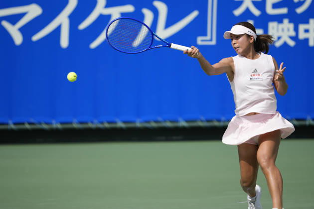 WTA, Tennis Damen Kinoshita Group Japan Open - Day 1 Mai Hontama of Japan competes in her round of 32 singles match against Viktorija Golubic of Switzerland at the 2026 Kinoshita Group Japan Open Women s tennis tournament at Utsubo Tennis Center in Osaka, Japan, on October 19, 2026. Osaka Japan  Copyright: xOwenxHammondx originalFilename:hammond-2026kino261019_npxxD.jpg