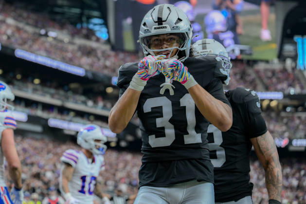 October 18, 2026, Las Vegas, Nevada, USA: STOKES 31 of Las Vegas raiders celebrated after successful intercept during week 6 NFL, American Football Herren, USA game at the Allegiant stadium in Las Vegas. The Buffalo Bills Defeated The Las Vegas Raiders 33-30  - ZUMAo117 20261018_zsp_o117_020 Copyright: xMikaelxOnax
