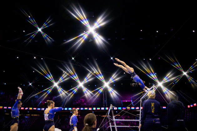261019 Editors note: An on-camera star filter was used to create this picture. Maya Stahl, Nathalie Westlund, Emelie Westlund and Alva Eriksson of Sweden warm up for women s uneven bars qualifications during day three of the 2026 Artistic Gymnastics World Championships on October 19, 2026 in Rotterdam. Photo: Joel Marklund BILDBYRÅN kod JM JM0860 bbeng artistisk gymnastik artistic gymnastics gymnastik-vm vm artistic gymnastics world championships dambbeng artistisk gymnastik artistic gymnastics gymnastik-vm vm artistic gymnastics world championships dam sverige sweden Copyright: JOELxMARKLUND BB261019JM048
