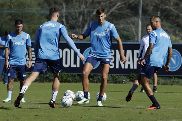 training session SSC Napoli Napoli s Italian forward Lorenzo Lucca during of the UEFA Champions League group stage matchday 3 fixture between SSC Napoli and Bodo Glimt at the SSC Napoli training centre in Castelvoturno, Caserta, on 19, October, 2026. _BPH9925 Copyright: xAntonioxBalascox