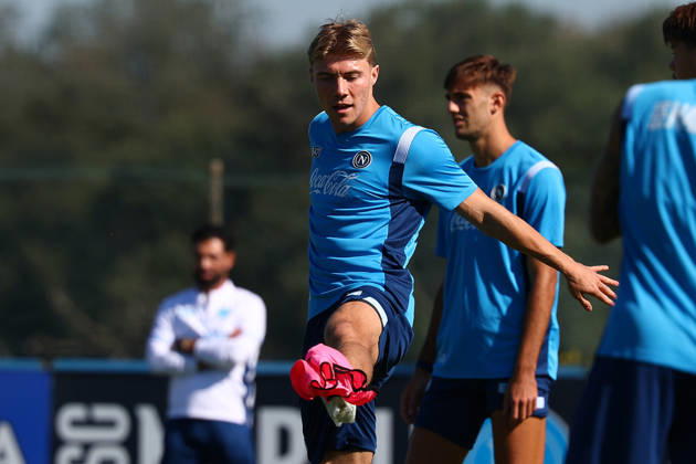 Napoli’s Rasmus Hojlund During training at the SSC Napoli sports center, Champions League Napoli - Bodo Glimt Castel Volturno (CE) on October 19 , 2026  Copyright: xAlessandroxGarofalo LaPressex